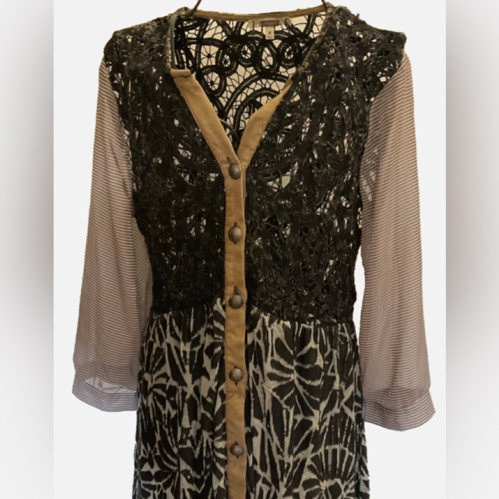 Buckle Gimmiks Crochet overlay dress size Med